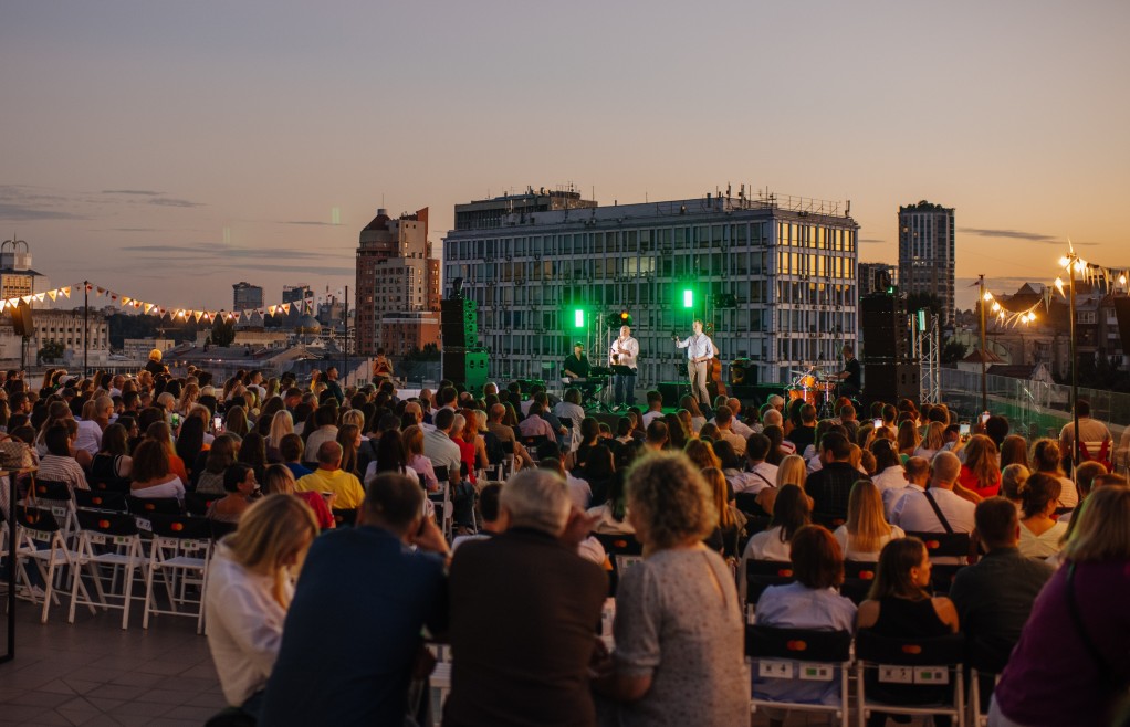 imagine-dragons-coldplay-linkin-park-u-vikonanni-orkestru-a-concert_828