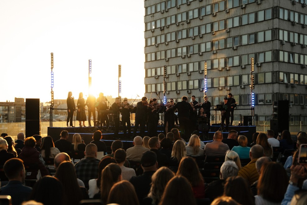 aconcert-g1505_148