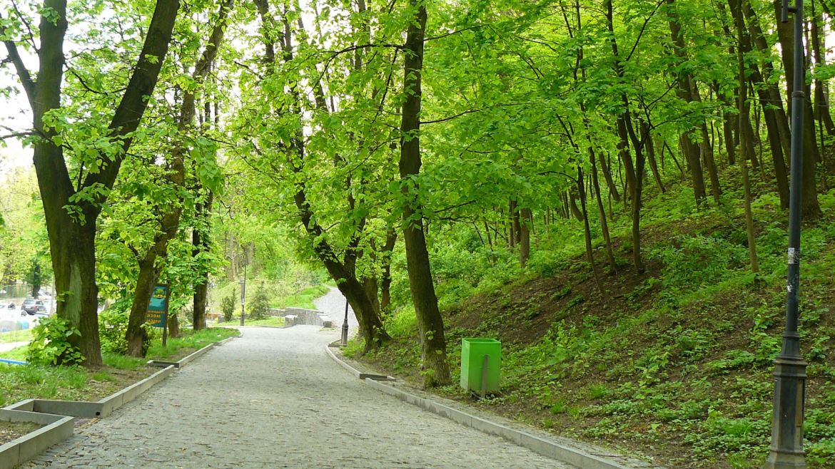park-im-khmelnytskoho_465