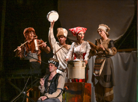 Клубок казок