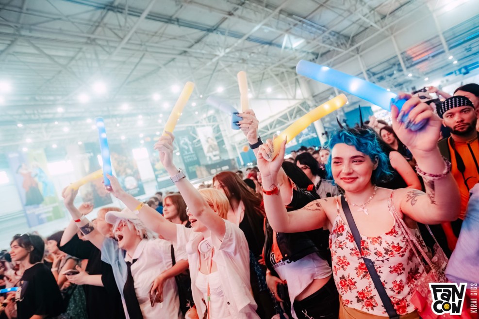 fancon_957