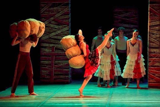kyiv-modern-ballet-karmentv-radu-poklitaru_98