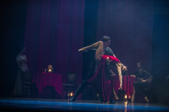 tango-na-puantah-ta-blizhche-nizh-kohannja_69