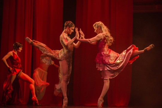 tango-na-puantah-ta-blizhche-nizh-kohannja_436