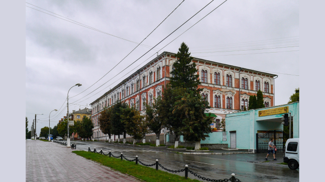 aktova-zala-koledzhu-pdatu_129