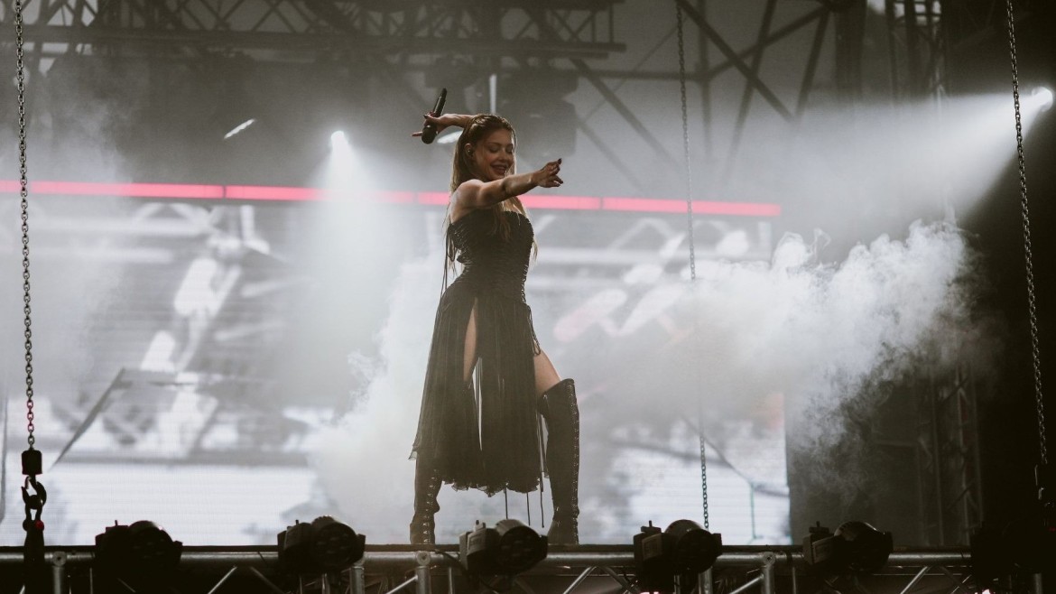 tina-karol_105