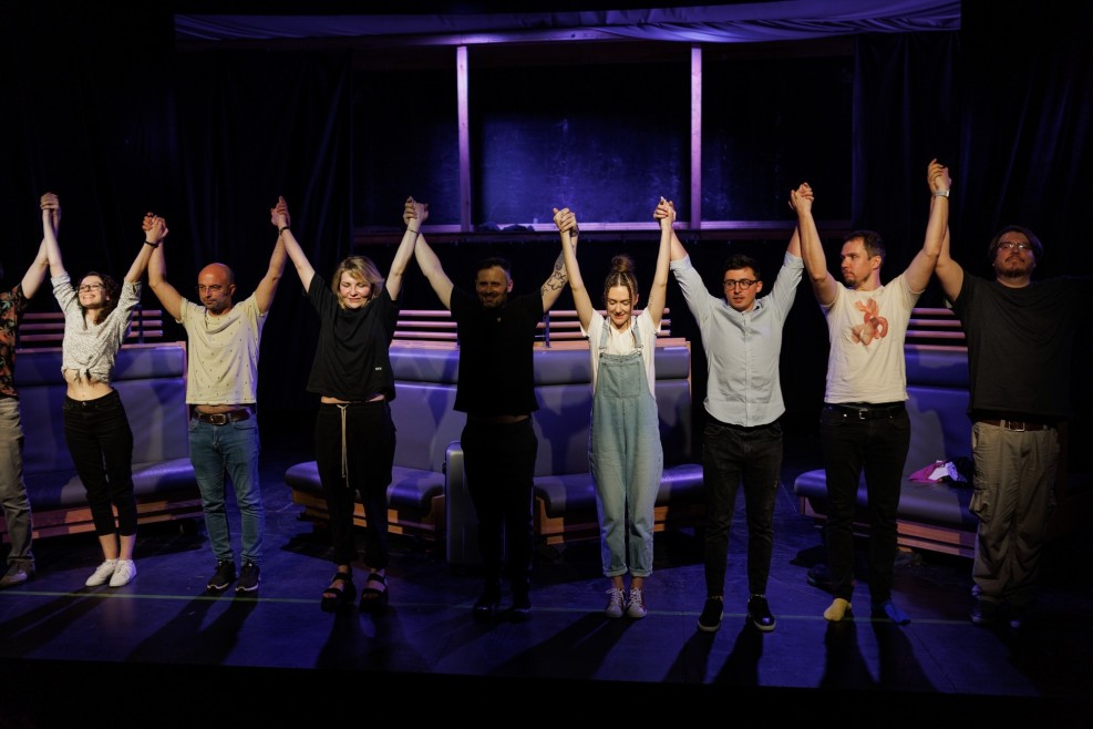 vistava-improvizacija-chorne-kupe_574