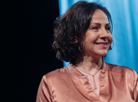 Олена Узлюк