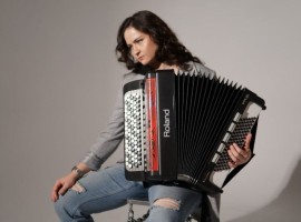 Енджі Крейда