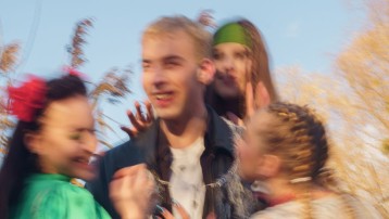 В неділю рано согрішили