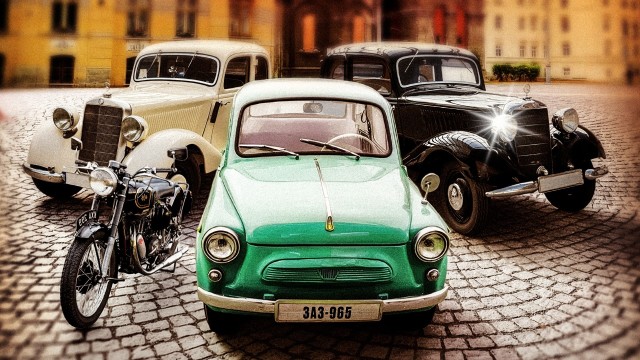 first-image-background